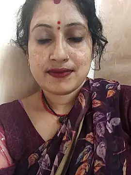 Rayal_bhabi's Live XXX Chat