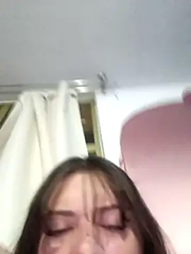 Chat XXX en directo de DiamondNath_