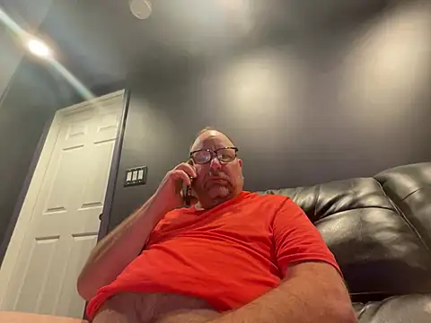 Živý XXX chat 13B_MasterGunner
