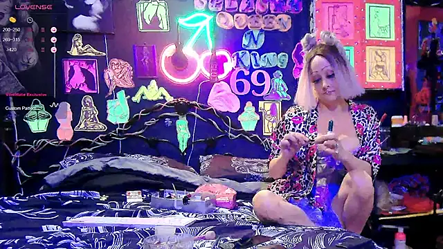 Splash_Queen420 Chat XXX in diretta