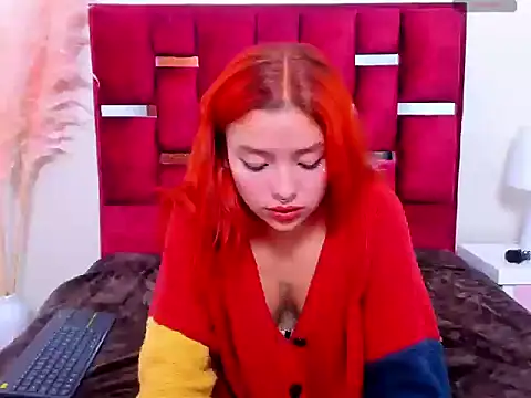Chat XXX en directo de KayleeMei