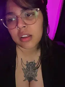 Chat XXX en directo de miacanela_xo