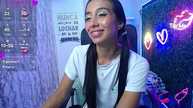 sandra_petite19's Live XXX Chat