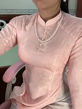 ___Erin___ লাইভ XXX চ্যাট