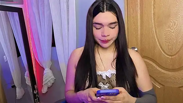 Veronica_111 Live XXX-Chat