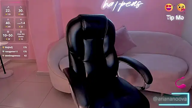 Chat +18 de ArianaNova ao vivo