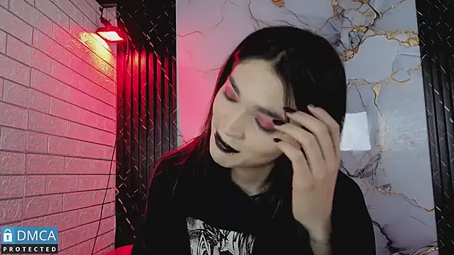 MaeveKuro XXX чат на живо