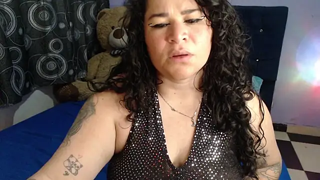 Chat XXX en directo de ANGELIQUE_KLANE