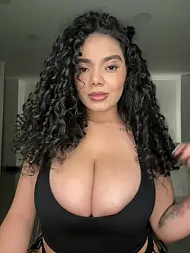 Chat XXX en directo de Curlyierr