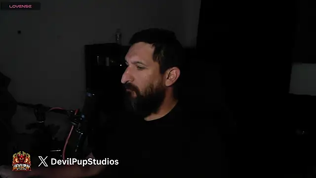 DevilPup75_ Adlı Modelin Canlı XXX Sohbeti