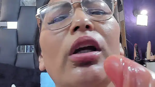 PENELOPELEWISs' Live XXX Chat