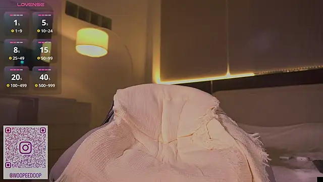 poorpornactor লাইভ XXX চ্যাট
