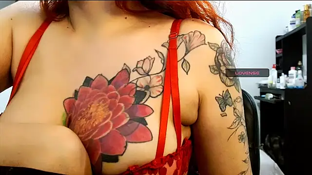 cherrydelioncourt's Live XXX Chat