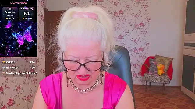 Maya_Mayflower's Live XXX Chat