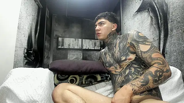 Gury_tattoo's Live XXX Chat