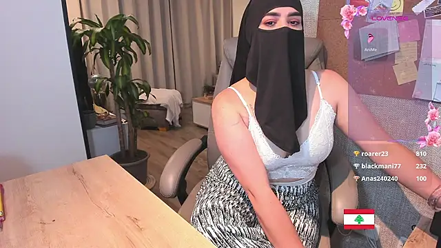 Marjane Adlı Modelin Canlı XXX Sohbeti