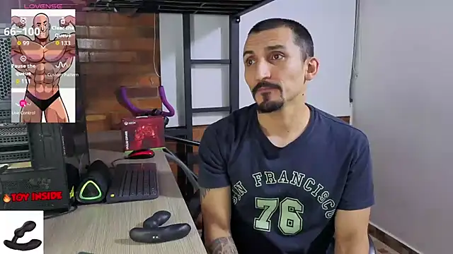 Chat XXX en directo de Marck_Muscle