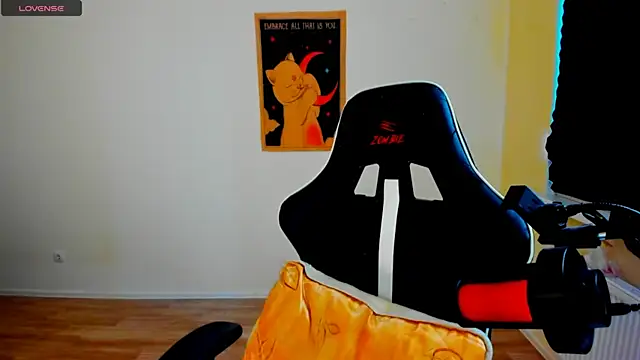your_tora XXX чат на живо