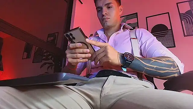ALPHA_DOMINUS_n Live XXX chat