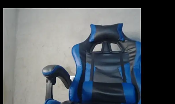 XXX chat uživo modela Garu_hot19