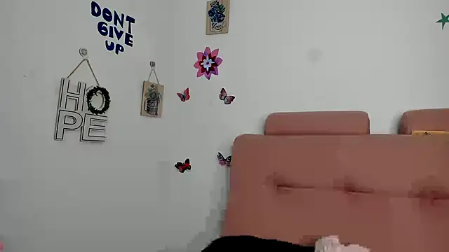lizzie_c XXX чат на живо