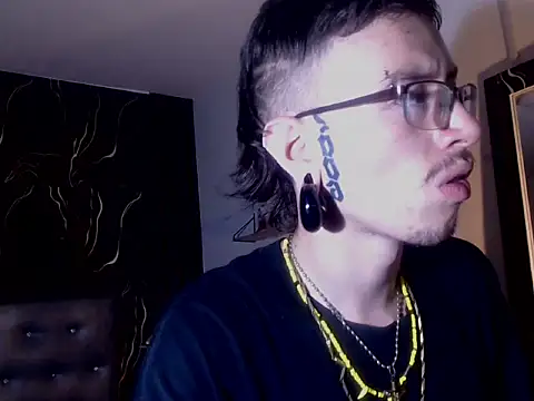 Ryan_Owenss – Naživo XXX chat
