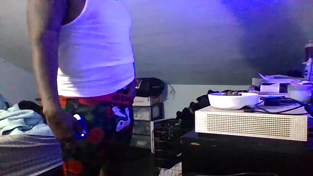 แชท XXX สดของ ReeferMadness59