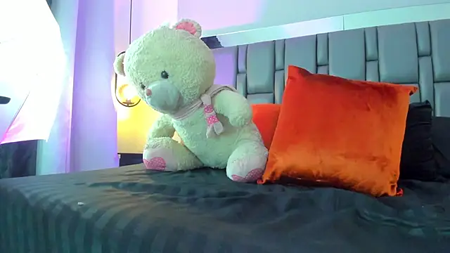 Fayzz_2's Live XXX Chat