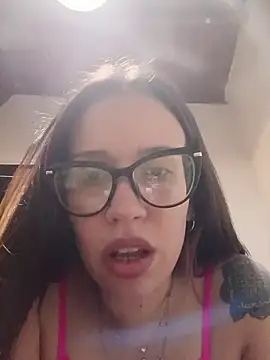 Chatroom XXX en direct de Micaysugordito