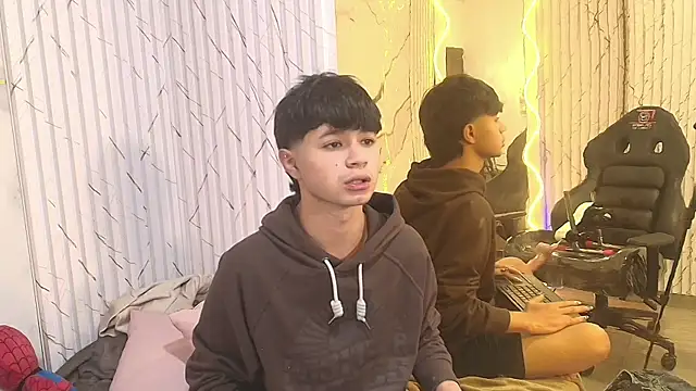 Spark_tay – Naživo XXX chat