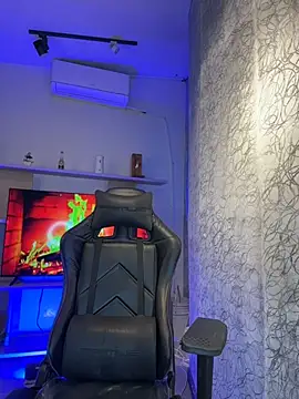 saracaball_'s Live XXX Chat