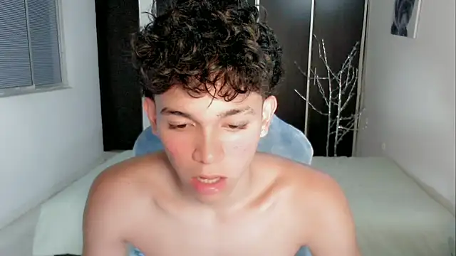 Chatroom XXX en direct de 2c_Bby