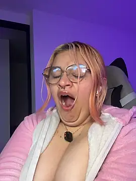 Sophia_Weest99's Live XXX Chat