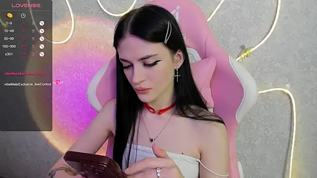 Czat XXX na żywo – Molly_Crystall