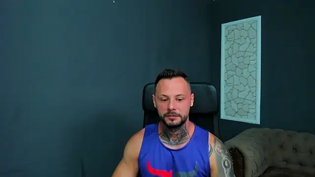 BrianHunts élő XXX-chatje