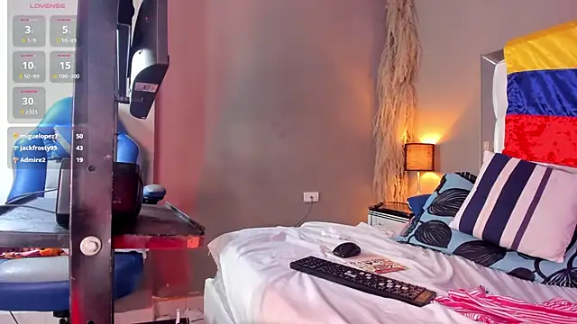 MILF_AURORA Live XXX-Chat