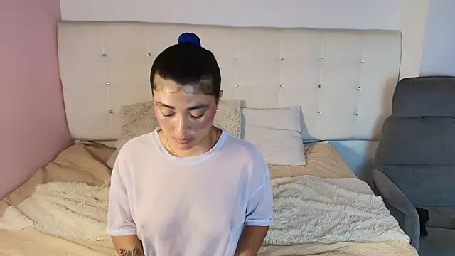 แชท XXX สดของ emilly_duque