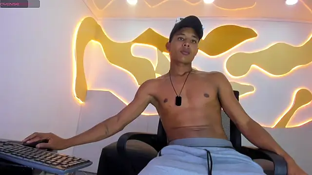 Chatroom XXX en direct de RafaelVander