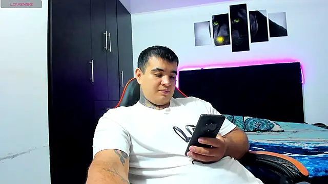 Živý XXX chat thiago__cp01