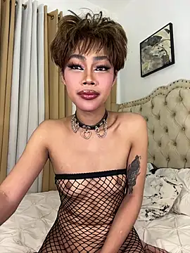 Innocent_yanixx69 Adlı Modelin Canlı XXX Sohbeti
