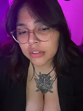 miacanela_xo 即時 XXX 聊天