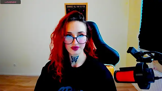 your_tora's Live XXX Chat