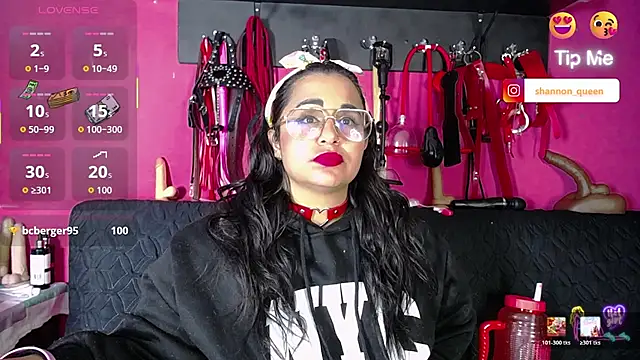 Chat XXX en directo de shannon_queen-