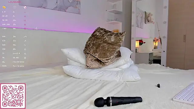 ShyEmma_ live XXX chat