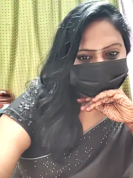 Meera_mia 即時 XXX 聊天