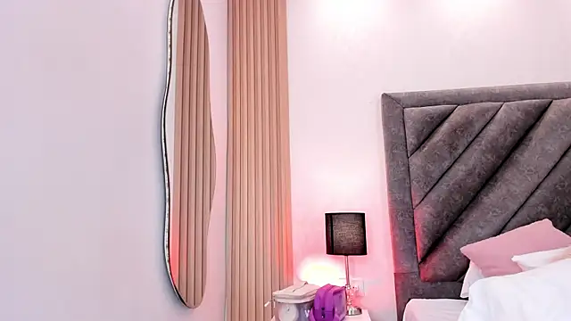 XXX chat uživo modela ViolettaRousee_