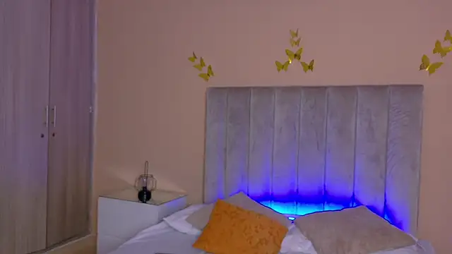 Chat +18 de Derek_Sinn ao vivo