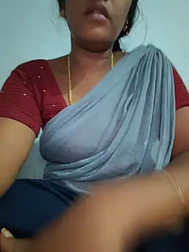 Tamil_Hot_HoneyBee 即時 XXX 聊天