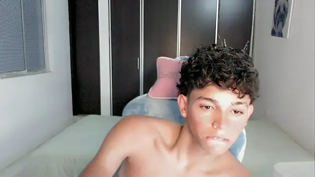 2c_Bby – Naživo XXX chat