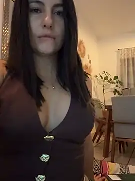 CarolinaLujan17's Live XXX Chat